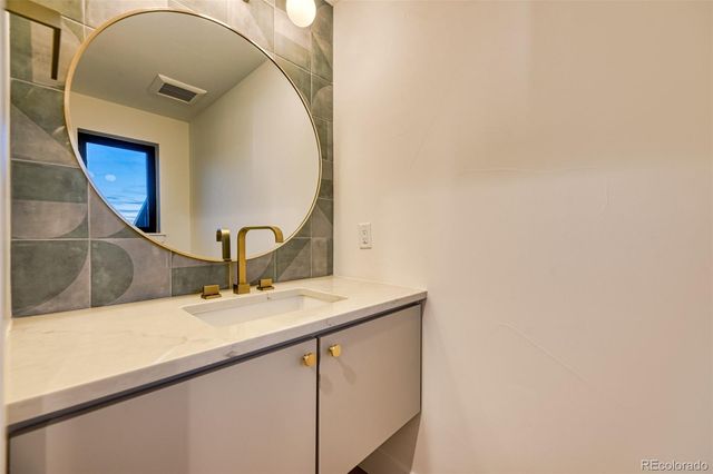 2526 S Lincoln Street, Denver, CO 80210