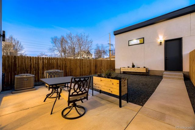 2526 S Lincoln Street, Denver, CO 80210