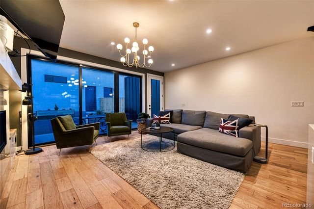 2526 S Lincoln Street, Denver, CO 80210