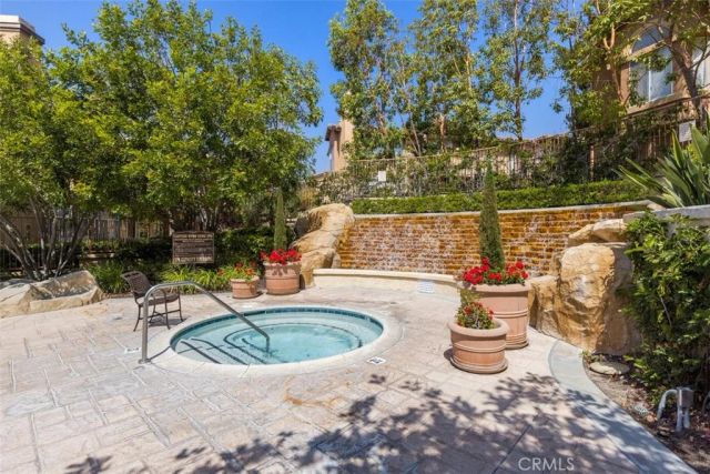 19431 Rue De Valore, Lake Forest, CA 92610