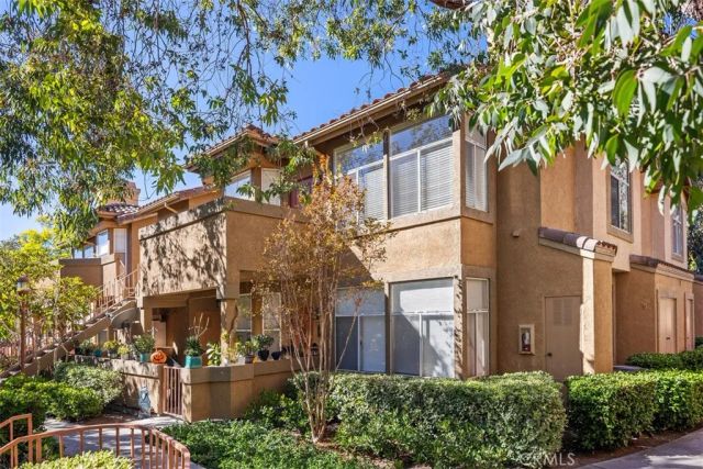 19431 Rue De Valore, Lake Forest, CA 92610
