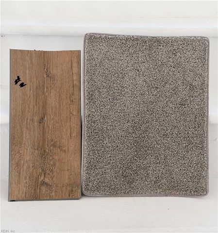 102 Lakes Edge DR, Suffolk, VA 23434