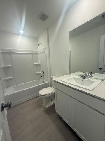 1606 Gardenia Blossom Lane, Crosby, TX 77532