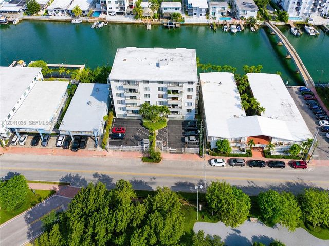 8024 Tatum Waterway Dr 2B, Miami Beach, FL 33141