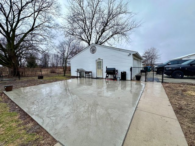 1706 14th Avenue, Rock Falls, IL 61071