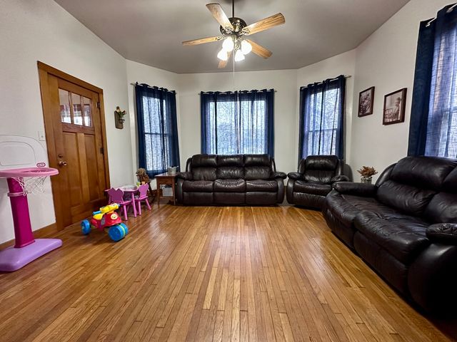 1706 14th Avenue, Rock Falls, IL 61071