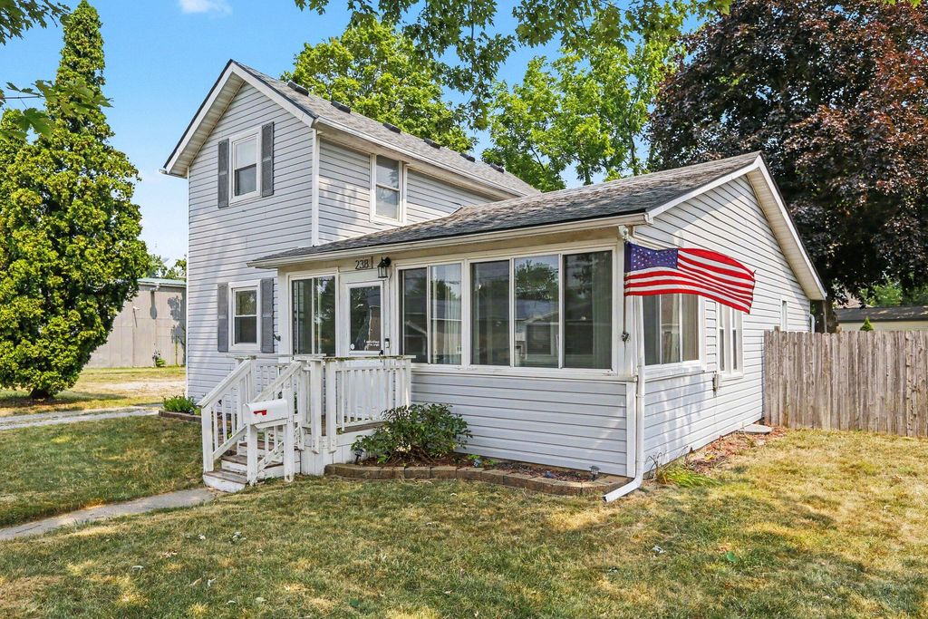 238 W Main Street, Milan, MI 48160