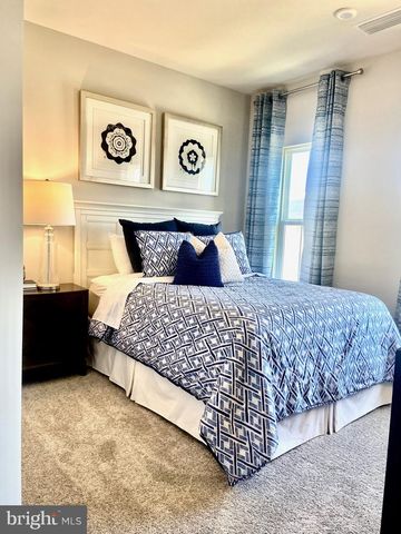 5611 GREENPOINT LN, Upper Marlboro, MD 20772