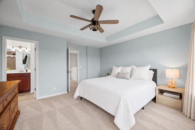 1196 Evergreen Avenue, Des Plaines, IL 60016