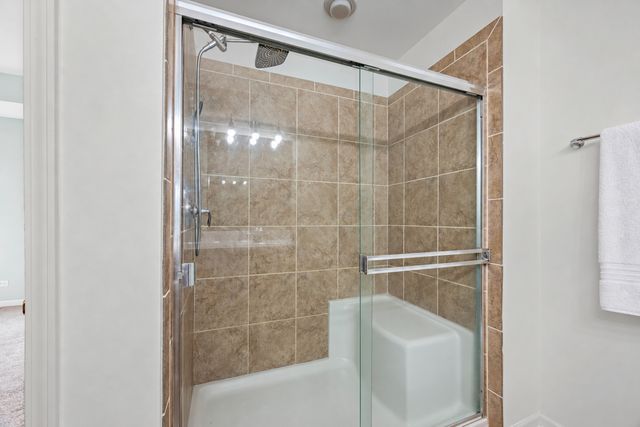1196 Evergreen Avenue, Des Plaines, IL 60016