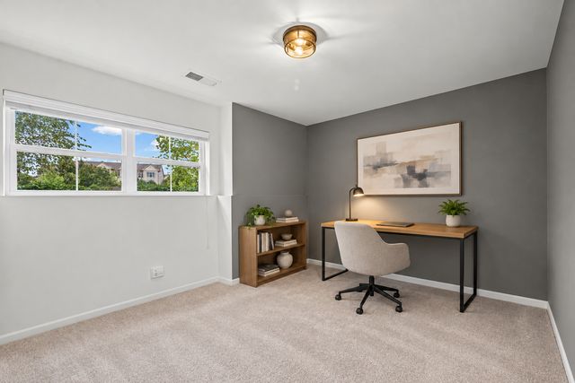 1196 Evergreen Avenue, Des Plaines, IL 60016