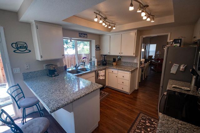 20 Coyle Creek Cir, Fair Oaks, CA 95628