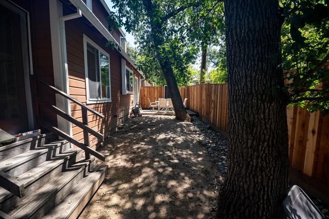 20 Coyle Creek Cir, Fair Oaks, CA 95628