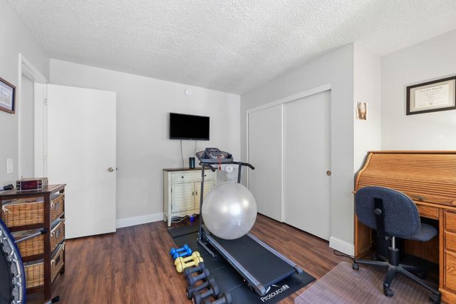20 Coyle Creek Cir, Fair Oaks, CA 95628