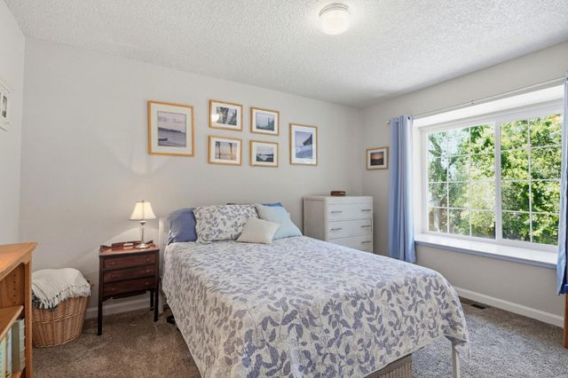 20 Coyle Creek Cir, Fair Oaks, CA 95628