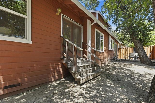 20 Coyle Creek Cir, Fair Oaks, CA 95628