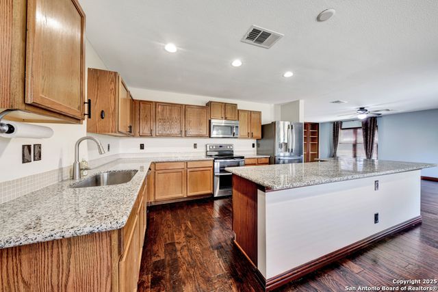 1101 Quiet Creek, Schertz, TX 78154