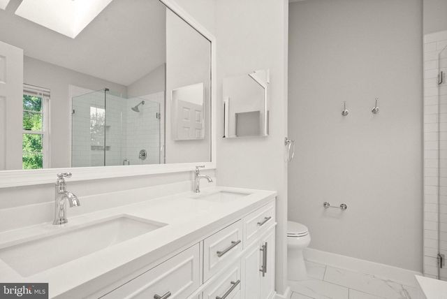 43268 CLEARNIGHT TER, Ashburn, VA 20147