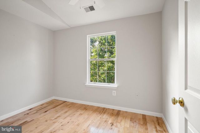 43268 CLEARNIGHT TER, Ashburn, VA 20147