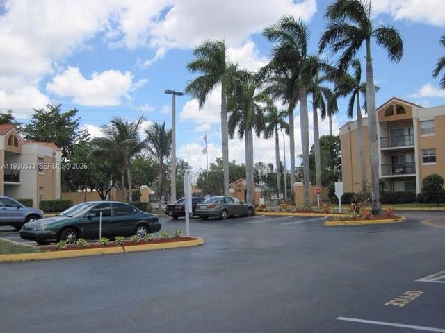 6280 NW 186th St 310, Hialeah, FL 33015