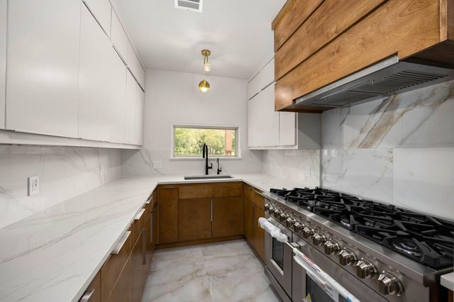 6830 Bois D Arc Lane, Fulshear, TX 77406