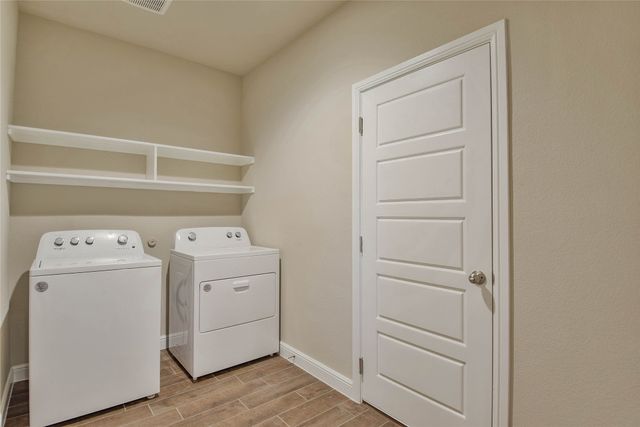 676 Capstone Circle, Granbury, TX 76048