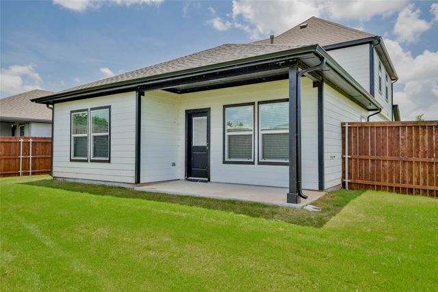 676 Capstone Circle, Granbury, TX 76048