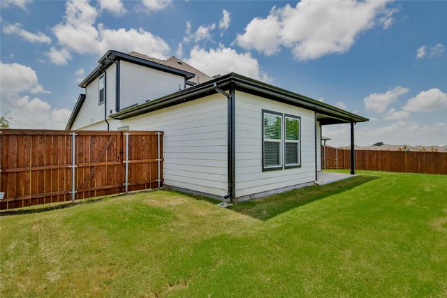 676 Capstone Circle, Granbury, TX 76048