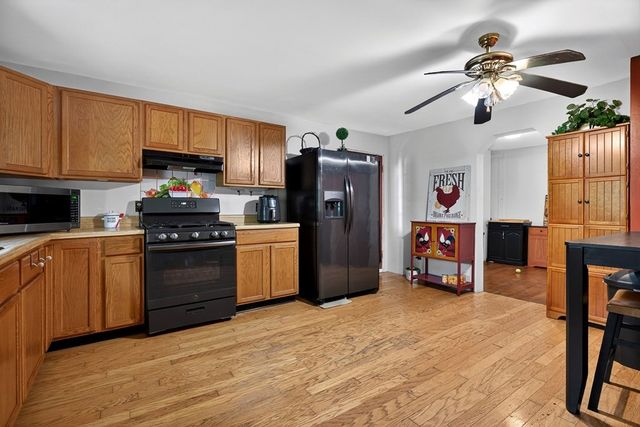 747 Hunting Creek Rd, Whitleyville, TN 38588