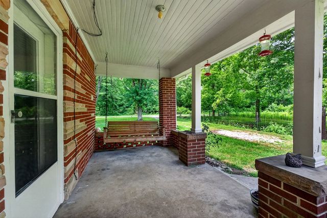 747 Hunting Creek Rd, Whitleyville, TN 38588