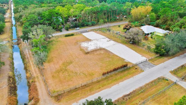 15743 99th Street N, West Palm Beach, FL 33412