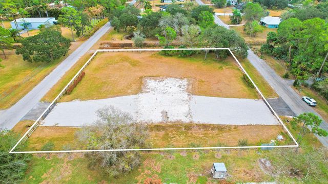 15743 99th Street N, West Palm Beach, FL 33412