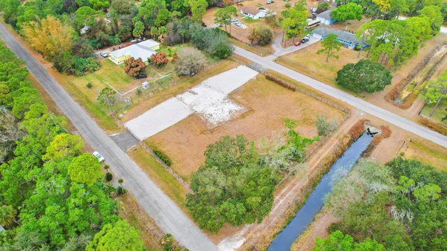 15743 99th Street N, West Palm Beach, FL 33412