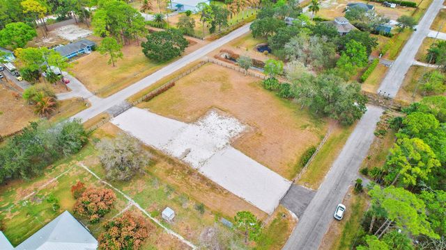 15743 99th Street N, West Palm Beach, FL 33412