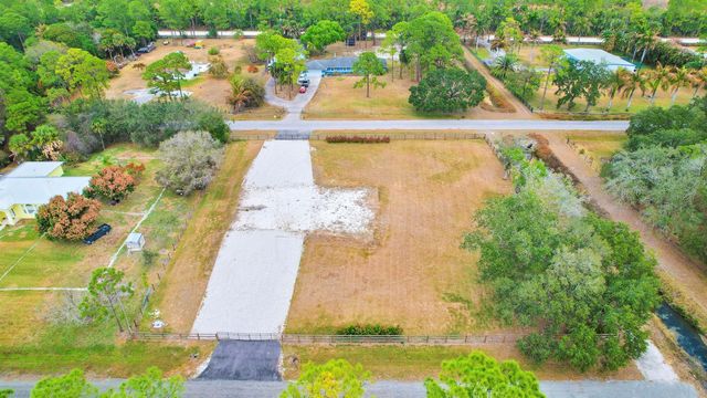 15743 99th Street N, West Palm Beach, FL 33412