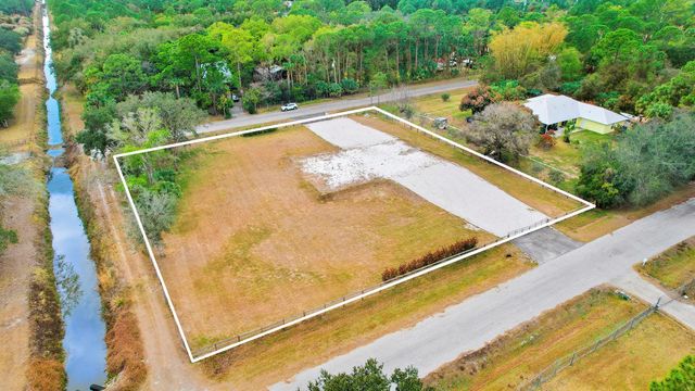 15743 99th Street N, West Palm Beach, FL 33412