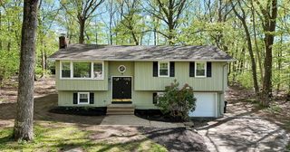 9 West Drive, Ledyard, CT 06335