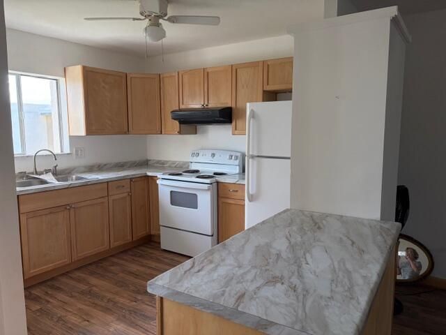 1551 NE 13th Terrace Terrace NE A13, Jensen Beach, FL 34957