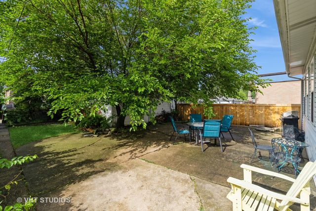 5037 Fargo Avenue, Skokie, IL 60077