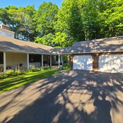 60 Westwood Road, Woodbury, CT 06798