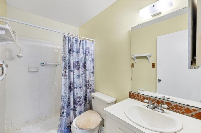 3636 59TH AVENUE W na, Bradenton, FL 34210