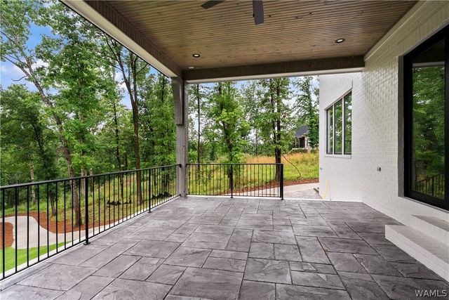 13881 Watercolor Pointe, Northport, AL 35475