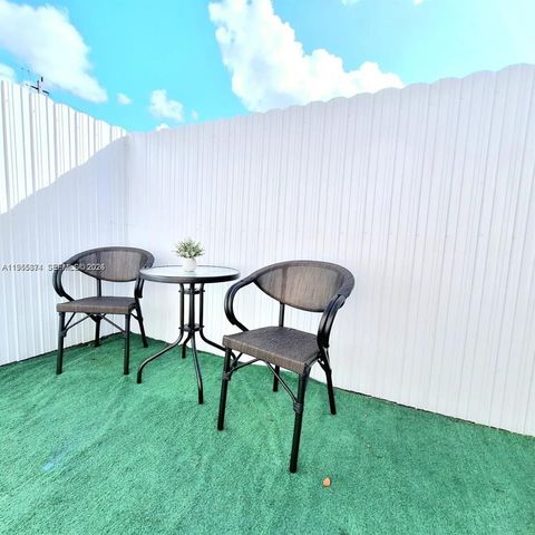 13249 SW 200th Ter 1, Miami, FL 33177