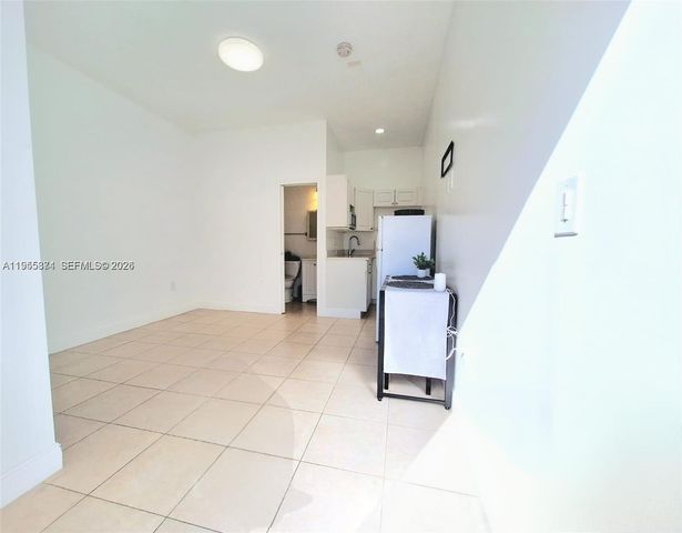 13249 SW 200th Ter 1, Miami, FL 33177