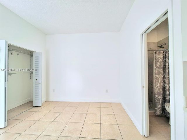 13249 SW 200th Ter 1, Miami, FL 33177