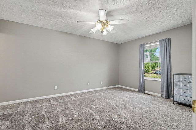 7448 Big Horn Court, Burlington, KY 41005
