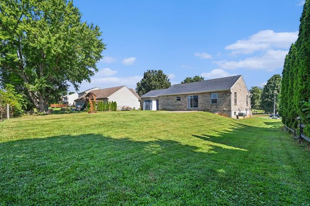 7448 Big Horn Court, Burlington, KY 41005
