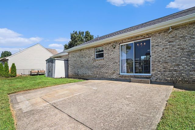7448 Big Horn Court, Burlington, KY 41005
