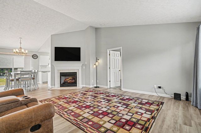 7448 Big Horn Court, Burlington, KY 41005