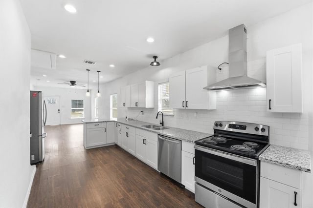 4217 Sterling Street, Houston, TX 77051